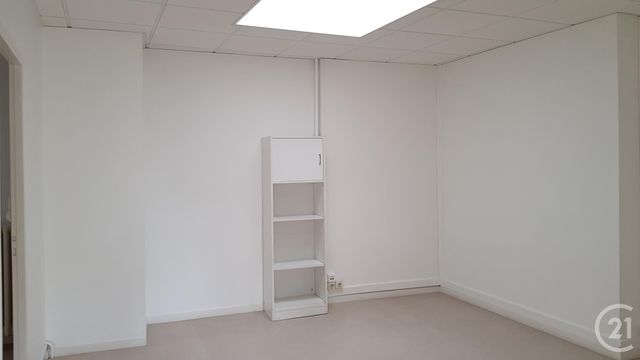 Afficher la photo en grand entreprise à vendre - 91.0 m2 - CHALLANS - 85 - PAYS-DE-LOIRE - Century 21 L'Océane