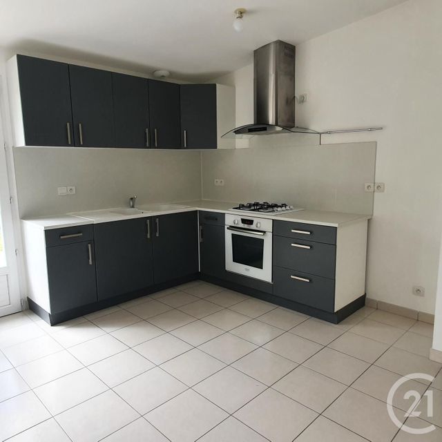 maison à vendre - 4 pièces - 77.05 m2 - CHALLANS - 85 - PAYS-DE-LOIRE - Century 21 L'Océane maison à vendre - 4 pièces - 77.05 m2 - CHALLANS - 85 - PAYS-DE-LOIRE - Century 21 L'Océane