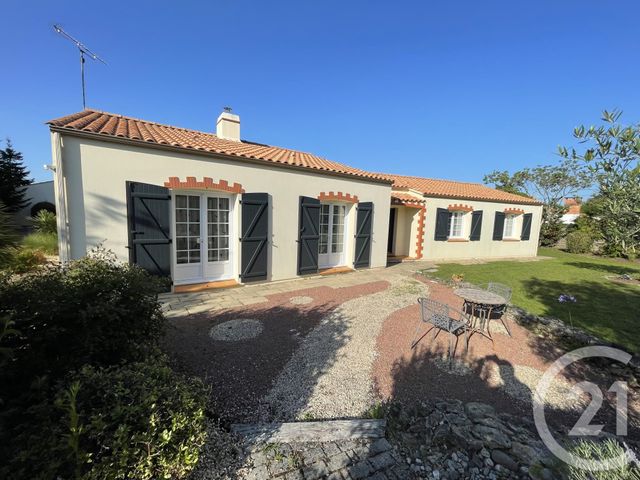Afficher la photo en grand maison à vendre - 5 pièces - 125.15 m2 - CHALLANS - 85 - PAYS-DE-LOIRE - Century 21 L'Océane