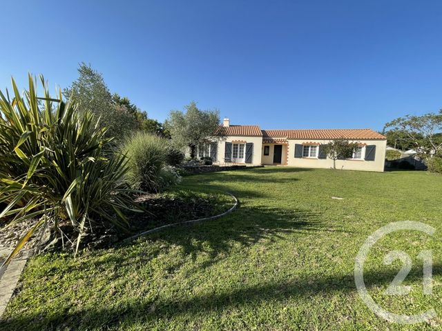Afficher la photo en grand maison à vendre - 5 pièces - 125.15 m2 - CHALLANS - 85 - PAYS-DE-LOIRE - Century 21 L'Océane