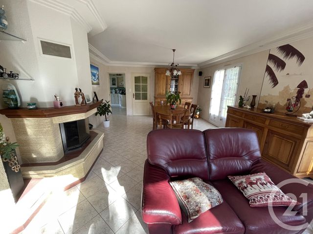 Afficher la photo en grand maison à vendre - 5 pièces - 125.15 m2 - CHALLANS - 85 - PAYS-DE-LOIRE - Century 21 L'Océane