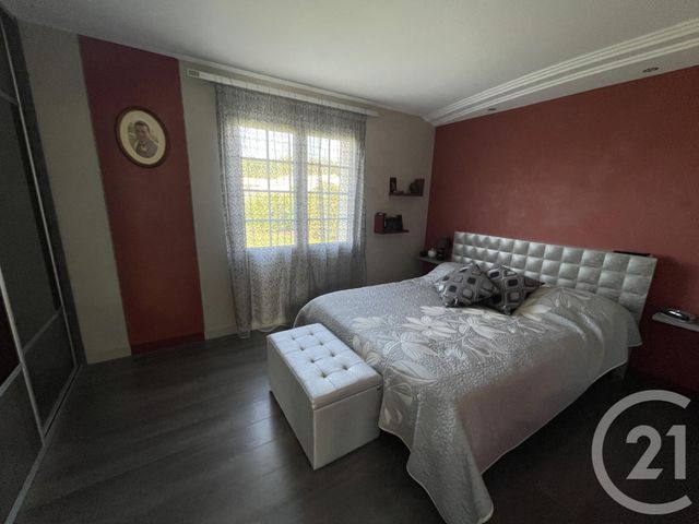 Afficher la photo en grand maison à vendre - 5 pièces - 125.15 m2 - CHALLANS - 85 - PAYS-DE-LOIRE - Century 21 L'Océane