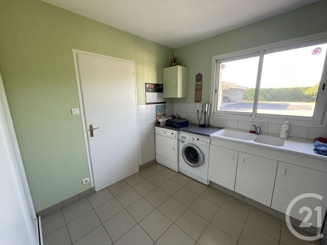 Afficher la photo en grand maison à vendre - 5 pièces - 125.15 m2 - CHALLANS - 85 - PAYS-DE-LOIRE - Century 21 L'Océane