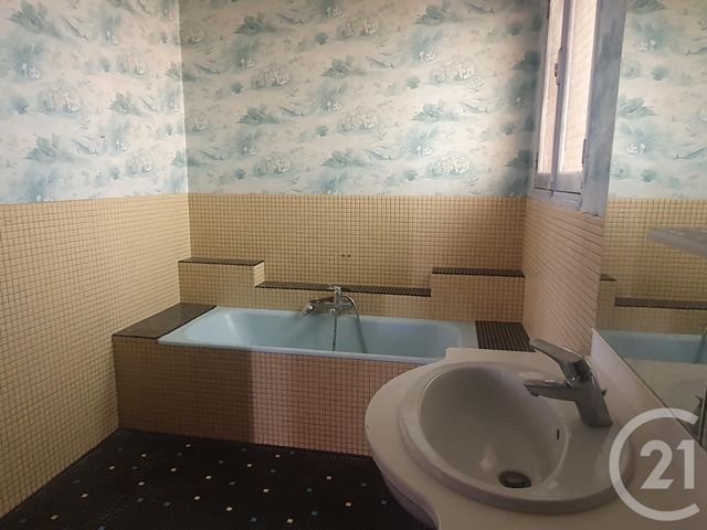 maison à vendre - 5 pièces - 130.0 m2 - CHALLANS - 85 - PAYS-DE-LOIRE - Century 21 L'Océane