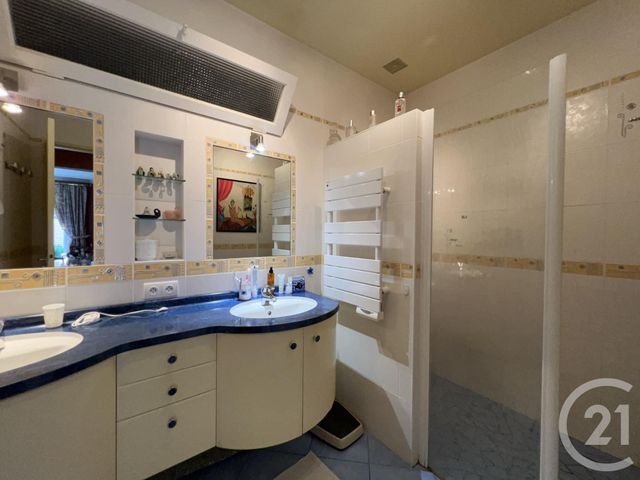 maison à vendre - 6 pièces - 188.0 m2 - CHALLANS - 85 - PAYS-DE-LOIRE - Century 21 L'Océane