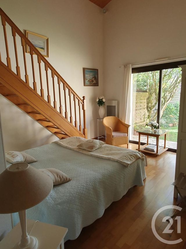 Afficher la photo en grand maison à vendre - 6 pièces - 238.8 m2 - CHALLANS - 85 - PAYS-DE-LOIRE - Century 21 L'Océane