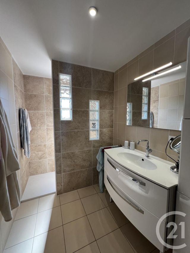 maison à vendre - 4 pièces - 101.49 m2 - CHALLANS - 85 - PAYS-DE-LOIRE - Century 21 L'Océane