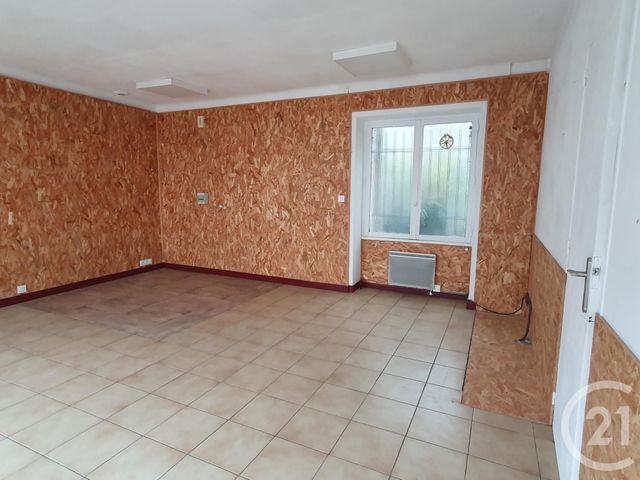 Afficher la photo en grand commerce à louer - 32.0 m2 - CHALLANS - 85 - PAYS-DE-LOIRE - Century 21 L'Océane