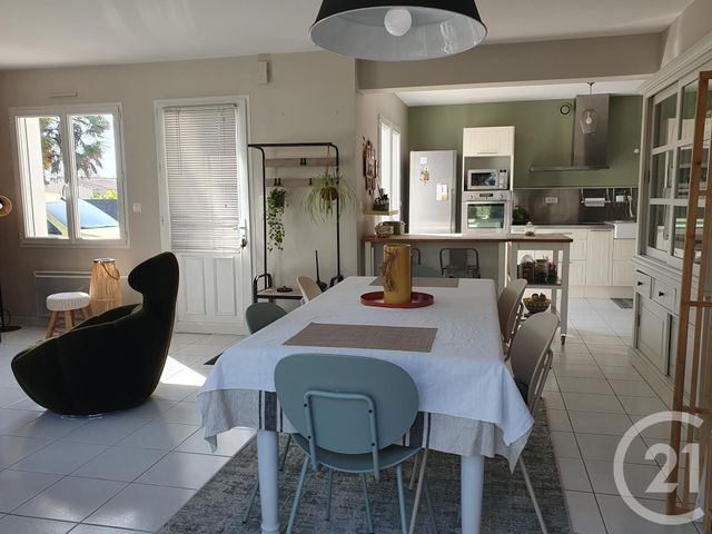 maison à vendre - 4 pièces - 103.97 m2 - CHALLANS - 85 - PAYS-DE-LOIRE - Century 21 L'Océane