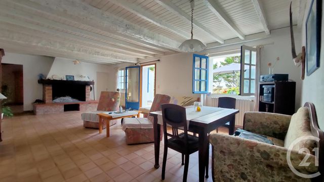 maison à vendre - 7 pièces - 140.0 m2 - BEAUVOIR SUR MER - 85 - PAYS-DE-LOIRE - Century 21 L'Océane