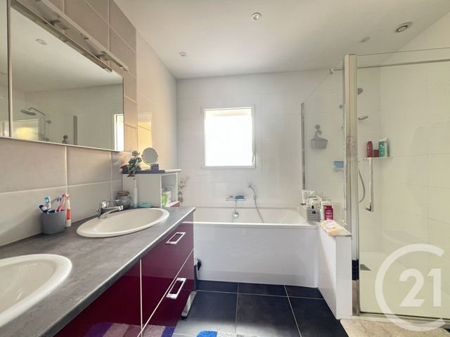 maison à vendre - 6 pièces - 148.51 m2 - CHALLANS - 85 - PAYS-DE-LOIRE - Century 21 L'Océane