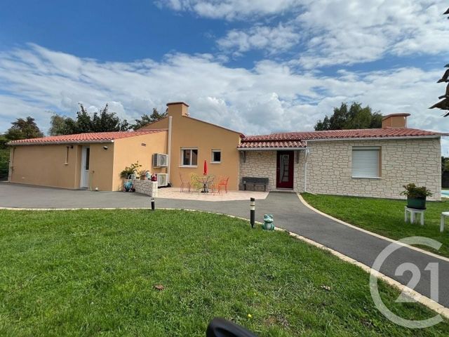 maison à vendre - 6 pièces - 148.51 m2 - CHALLANS - 85 - PAYS-DE-LOIRE - Century 21 L'Océane