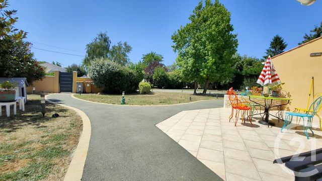 maison à vendre - 6 pièces - 148.51 m2 - CHALLANS - 85 - PAYS-DE-LOIRE - Century 21 L'Océane