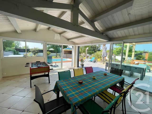 maison à vendre - 6 pièces - 165.0 m2 - LE PERRIER - 85 - PAYS-DE-LOIRE - Century 21 L'Océane