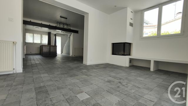 maison à vendre - 7 pièces - 153.0 m2 - CHALLANS - 85 - PAYS-DE-LOIRE - Century 21 L'Océane