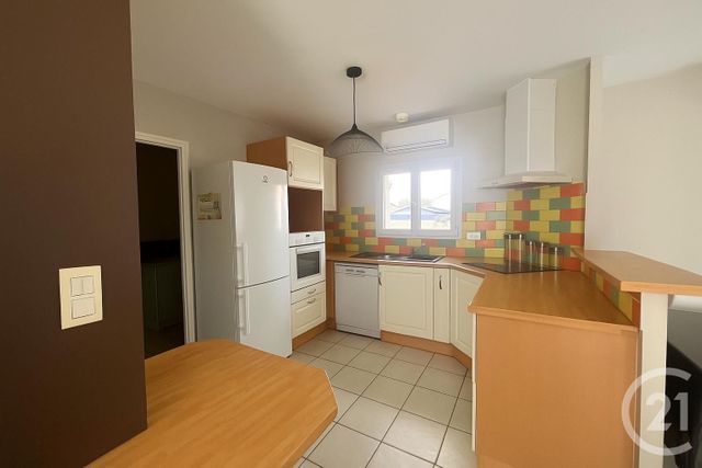 Afficher la photo en grand maison à vendre - 5 pièces - 90.62 m2 - CHALLANS - 85 - PAYS-DE-LOIRE - Century 21 L'Océane