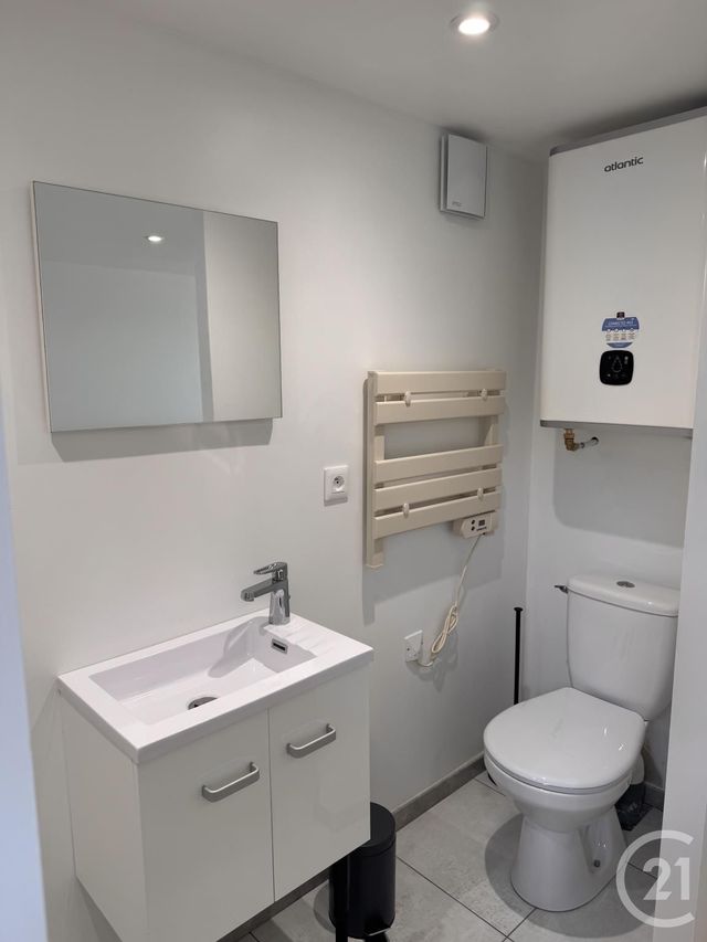 Appartement F1 à louer - 1 pièce - 26.58 m2 - CHALLANS - 85 - PAYS-DE-LOIRE - Century 21 L'Océane