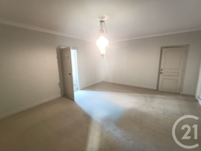 maison à louer - 5 pièces - 160.11 m2 - CHALLANS - 85 - PAYS-DE-LOIRE - Century 21 L'Océane