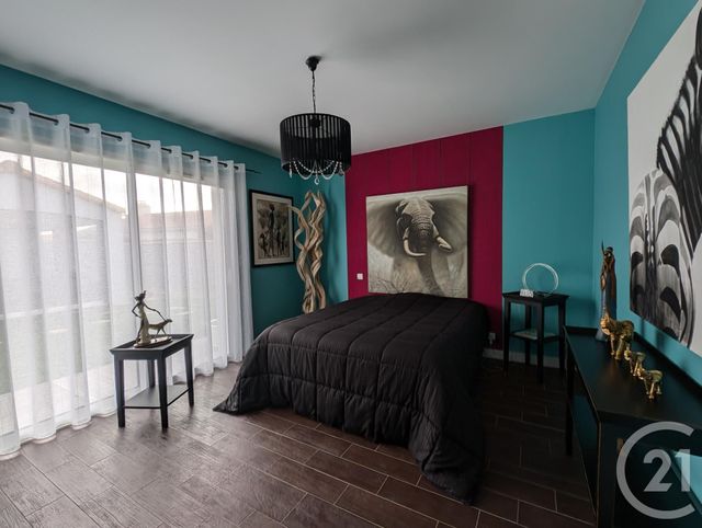 maison à vendre - 6 pièces - 230.0 m2 - BEAUVOIR SUR MER - 85 - PAYS-DE-LOIRE - Century 21 L'Océane