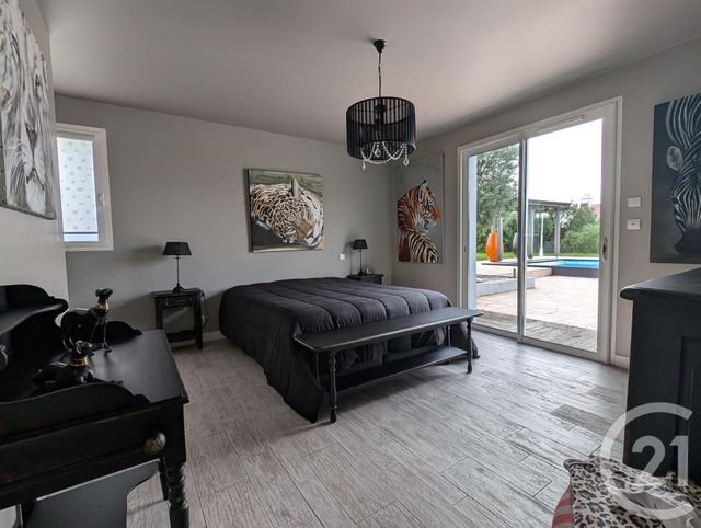 maison à vendre - 6 pièces - 230.0 m2 - BEAUVOIR SUR MER - 85 - PAYS-DE-LOIRE - Century 21 L'Océane