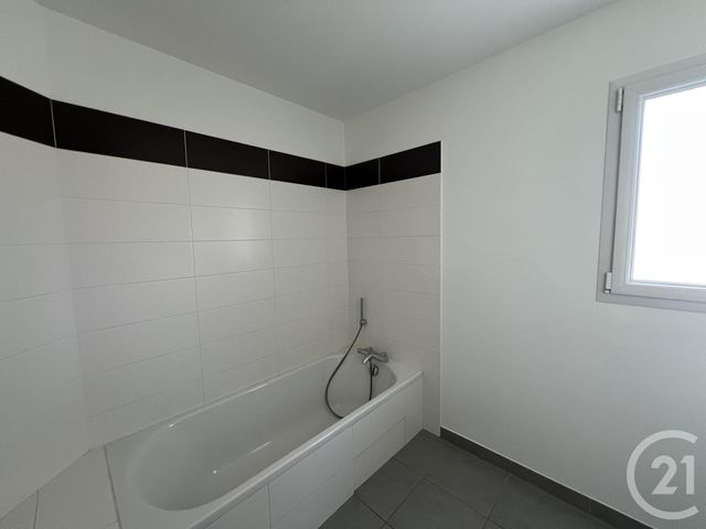 maison à vendre - 4 pièces - 80.44 m2 - CHALLANS - 85 - PAYS-DE-LOIRE - Century 21 L'Océane