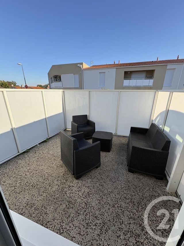 Appartement F3 à louer - 3 pièces - 65.82 m2 - CHALLANS - 85 - PAYS-DE-LOIRE - Century 21 L'Océane