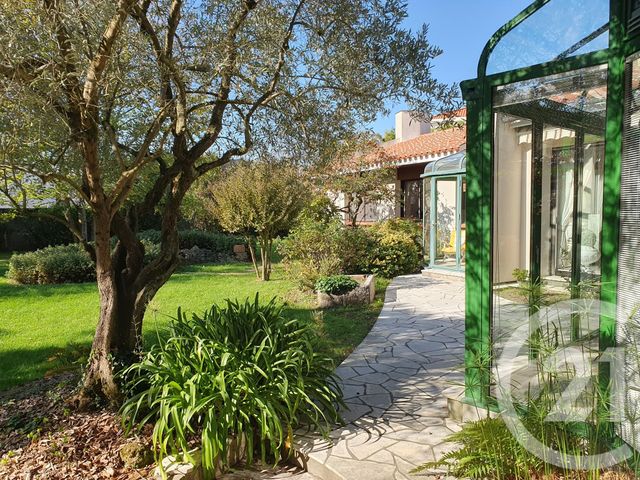 maison à vendre - 10 pièces - 325.0 m2 - CHALLANS - 85 - PAYS-DE-LOIRE - Century 21 L'Océane