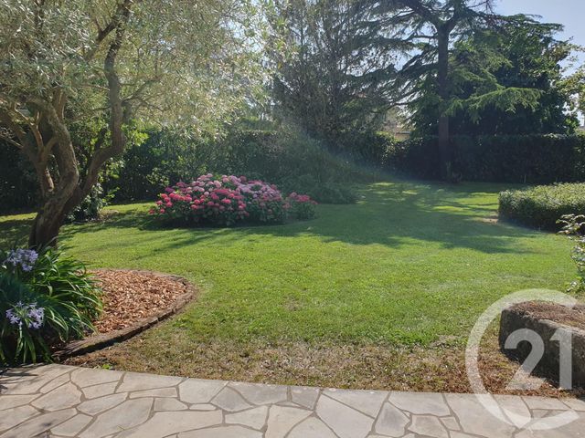 maison à vendre - 10 pièces - 325.0 m2 - CHALLANS - 85 - PAYS-DE-LOIRE - Century 21 L'Océane