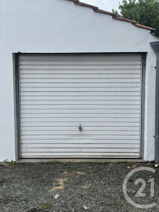 parking à louer - 18.0 m2 - CHALLANS - 85 - PAYS-DE-LOIRE - Century 21 L'Océane