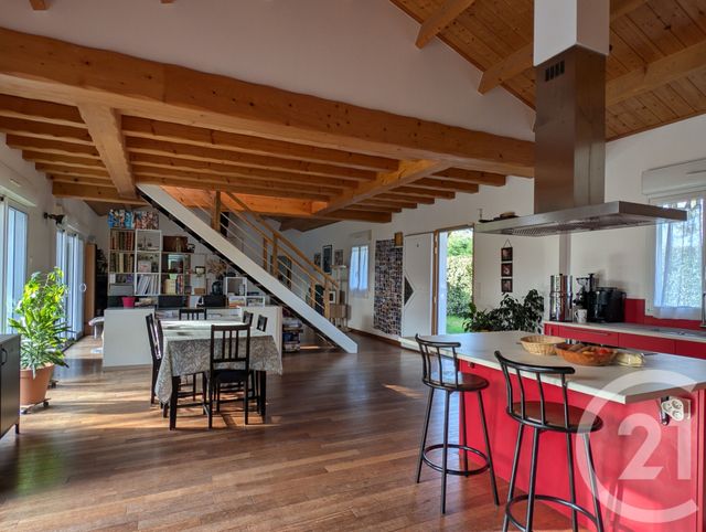 maison à vendre - 8 pièces - 214.8 m2 - CHATEAUNEUF - 85 - PAYS-DE-LOIRE - Century 21 L'Océane