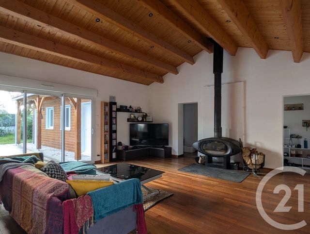 maison à vendre - 8 pièces - 214.8 m2 - CHATEAUNEUF - 85 - PAYS-DE-LOIRE - Century 21 L'Océane