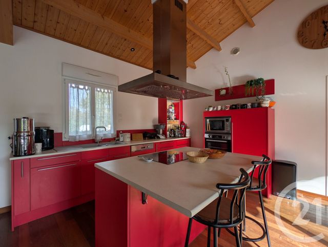 maison à vendre - 8 pièces - 214.8 m2 - CHATEAUNEUF - 85 - PAYS-DE-LOIRE - Century 21 L'Océane