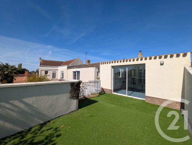 maison à vendre - 10 pièces - 300.0 m2 - BEAUVOIR SUR MER - 85 - PAYS-DE-LOIRE - Century 21 L'Océane