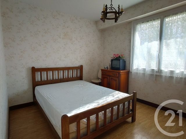 Appartement T3 à vendre - 3 pièces - 65.15 m2 - CHALLANS - 85 - PAYS-DE-LOIRE - Century 21 L'Océane