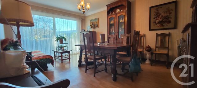 Appartement T3 à vendre - 3 pièces - 65.15 m2 - CHALLANS - 85 - PAYS-DE-LOIRE - Century 21 L'Océane