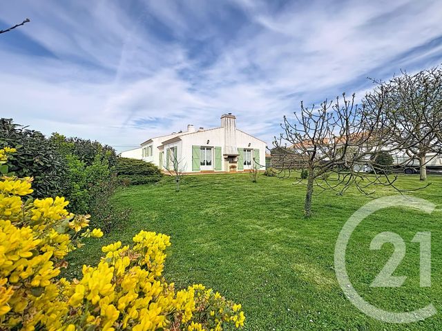 maison à vendre - 5 pièces - 140.0 m2 - BEAUVOIR SUR MER - 85 - PAYS-DE-LOIRE - Century 21 L'Océane