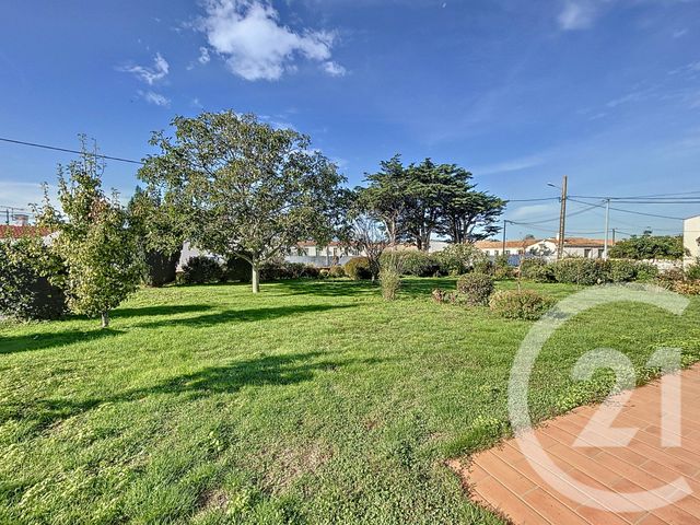 maison à vendre - 5 pièces - 140.0 m2 - BEAUVOIR SUR MER - 85 - PAYS-DE-LOIRE - Century 21 L'Océane