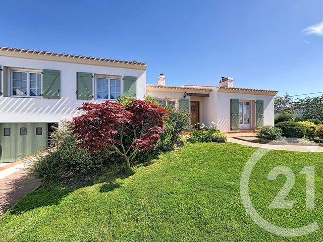 maison à vendre - 5 pièces - 140.0 m2 - BEAUVOIR SUR MER - 85 - PAYS-DE-LOIRE - Century 21 L'Océane