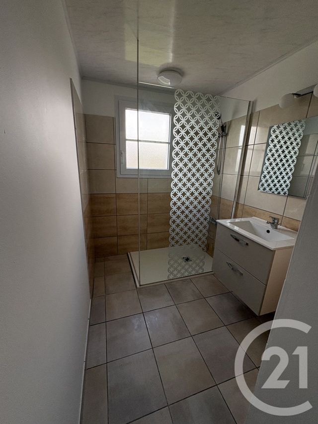 maison à louer - 5 pièces - 106.52 m2 - CHALLANS - 85 - PAYS-DE-LOIRE - Century 21 L'Océane