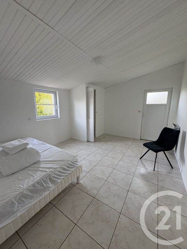 maison à louer - 5 pièces - 106.52 m2 - CHALLANS - 85 - PAYS-DE-LOIRE - Century 21 L'Océane