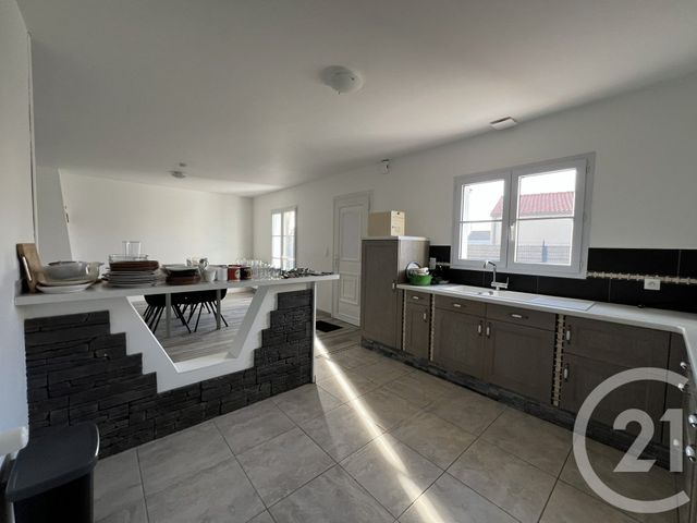 maison à vendre - 5 pièces - 106.52 m2 - CHALLANS - 85 - PAYS-DE-LOIRE - Century 21 L'Océane