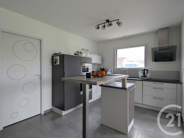 maison à vendre - 4 pièces - 76.03 m2 - CHALLANS - 85 - PAYS-DE-LOIRE - Century 21 L'Océane