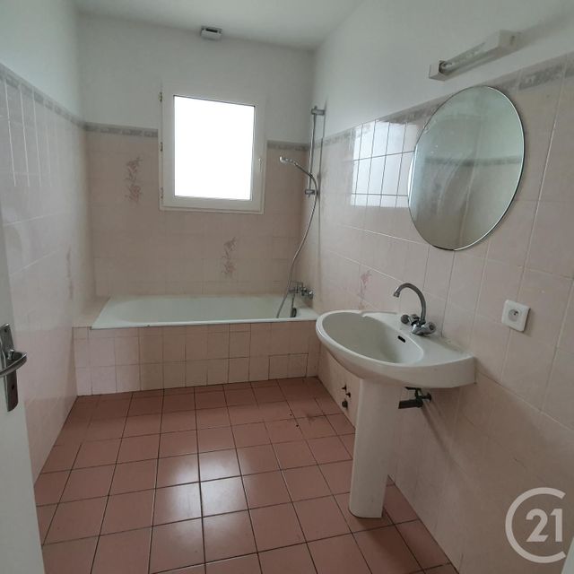 maison à louer - 3 pièces - 60.94 m2 - CHALLANS - 85 - PAYS-DE-LOIRE - Century 21 L'Océane