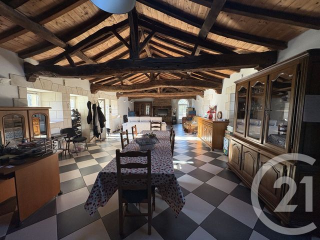 maison à louer - 5 pièces - 160.0 m2 - CHALLANS - 85 - PAYS-DE-LOIRE - Century 21 L'Océane