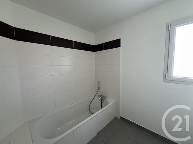 maison à vendre - 4 pièces - 80.44 m2 - CHALLANS - 85 - PAYS-DE-LOIRE - Century 21 L'Océane