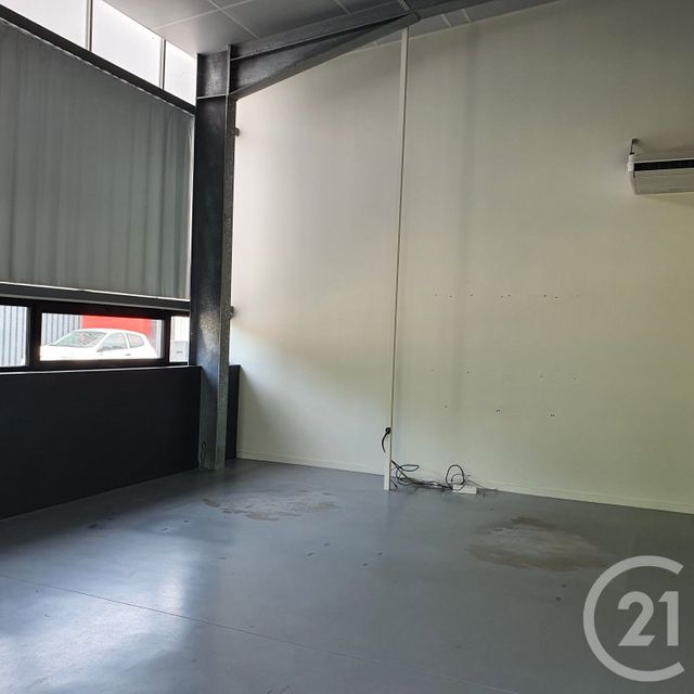 commerce à louer - 150.0 m2 - CHALLANS - 85 - PAYS-DE-LOIRE - Century 21 L'Océane