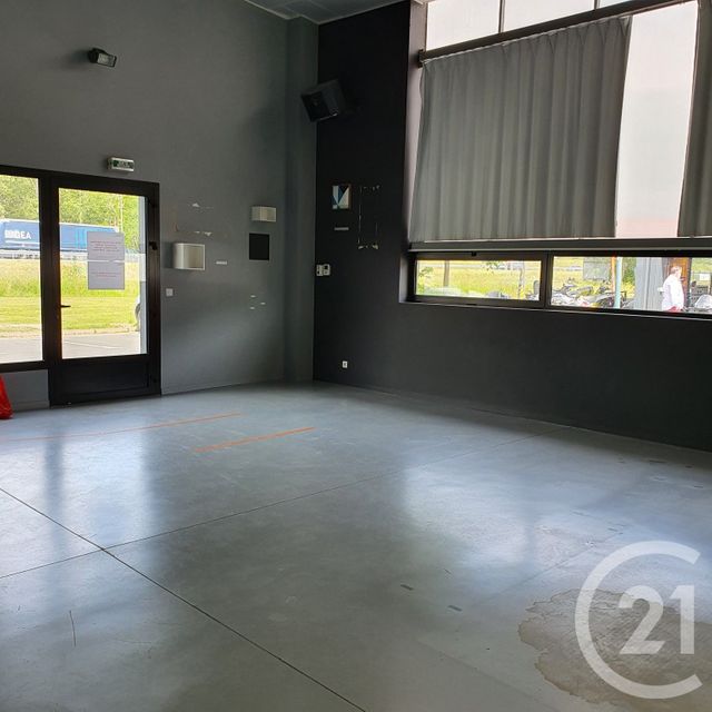 commerce à louer - 150.0 m2 - CHALLANS - 85 - PAYS-DE-LOIRE - Century 21 L'Océane