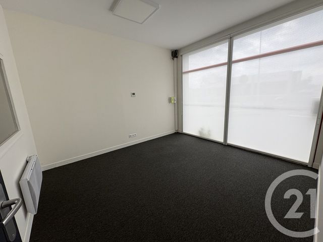 commerce à louer - 116.0 m2 - CHALLANS - 85 - PAYS-DE-LOIRE - Century 21 L'Océane