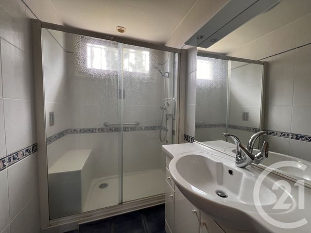 maison à vendre - 5 pièces - 85.0 m2 - CHALLANS - 85 - PAYS-DE-LOIRE - Century 21 L'Océane