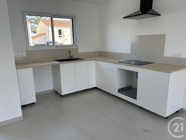 maison à louer - 4 pièces - 76.44 m2 - LA GARNACHE - 85 - PAYS-DE-LOIRE - Century 21 L'Océane